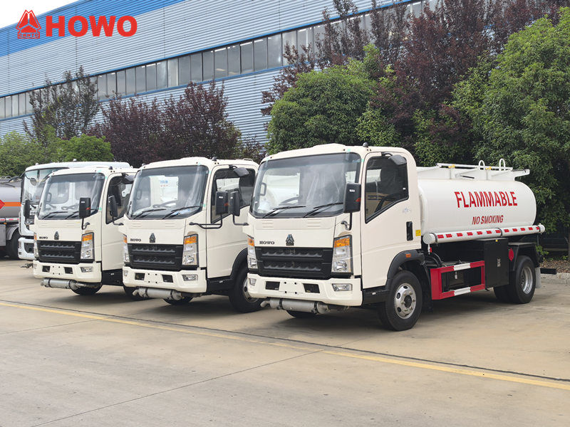 3 unità Howo RHD camion cisterna da 5 m³