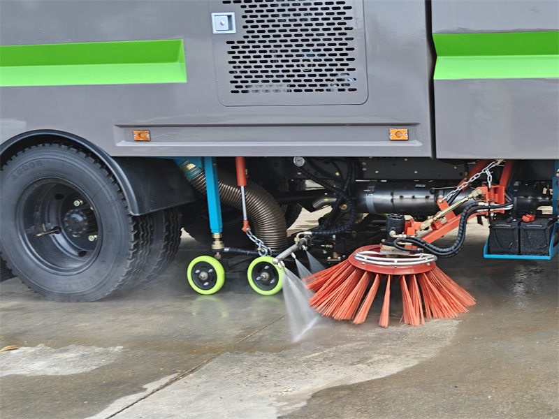 Howo sweeper truck