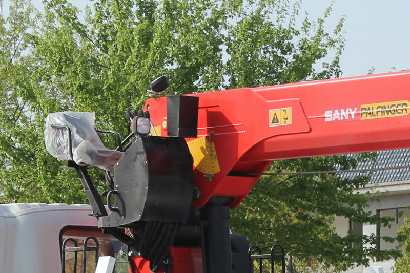 Palfinger telescopic boom crane