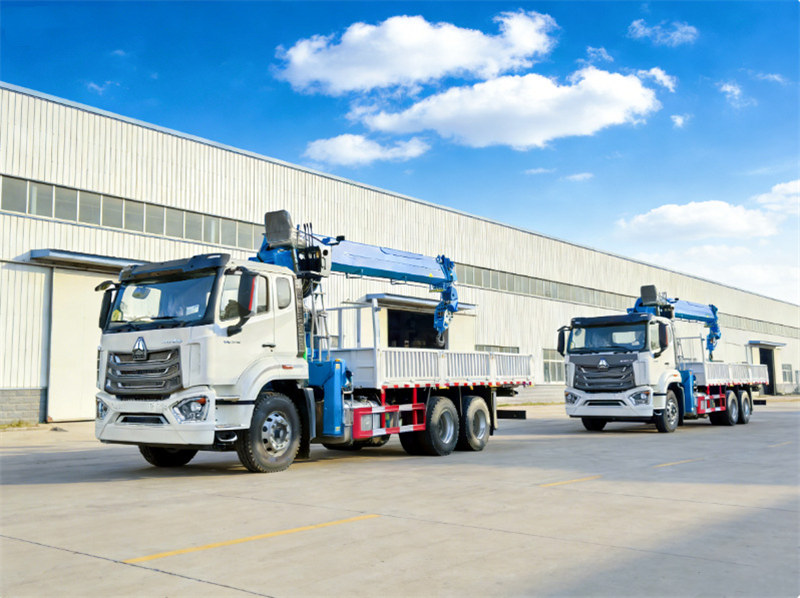 Howo 6×4 Telescopic Boom Crane Truck