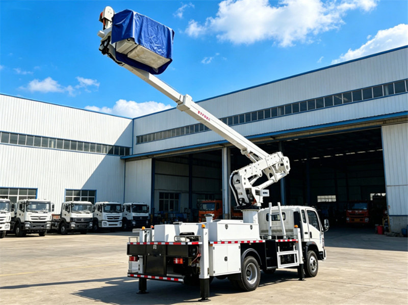 HOWO light 18m aerial platform truck