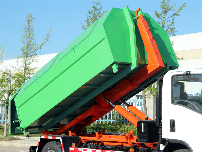 HOWO heavy 10tons garbage hooklift truck