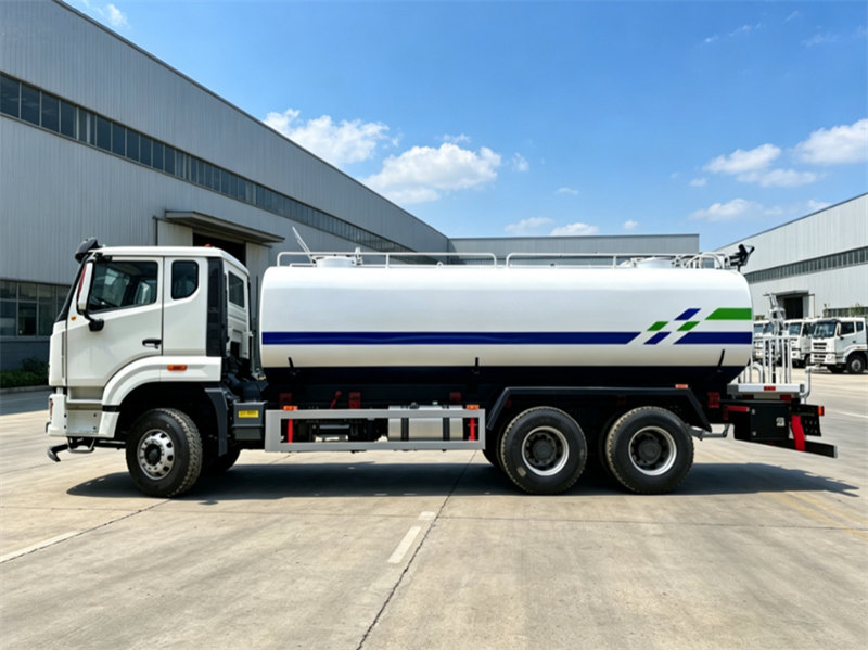 HOWO NX 20000L water tank truck HOWO NX 20000L water tank truck