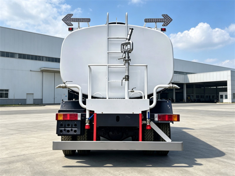 HOWO NX 20000L water tank truck HOWO NX 20000L water tank truck