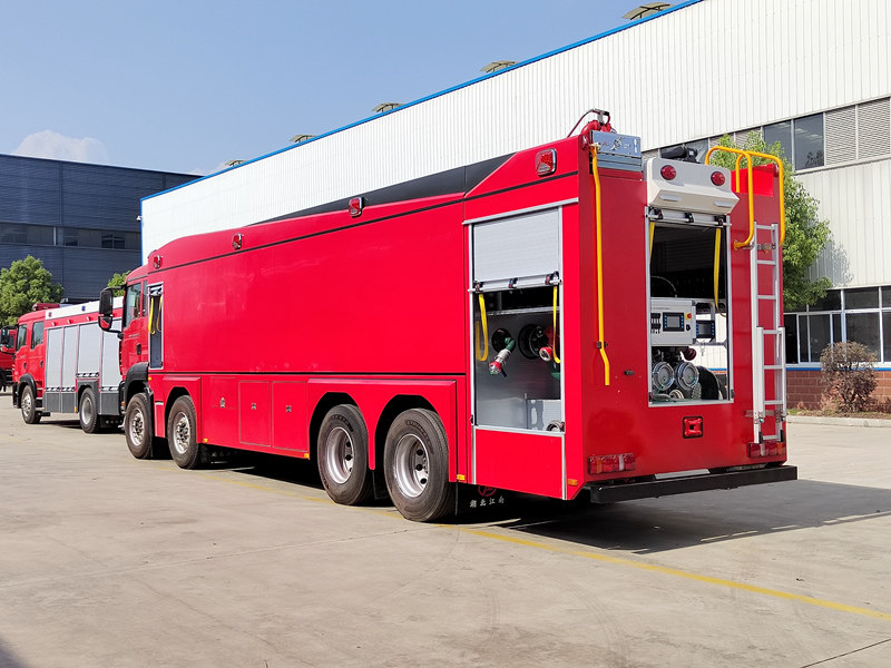 HOWO fire foam truck